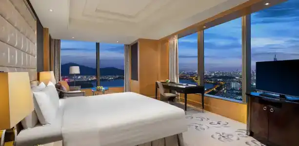 Shangri-La Nanjing - 57