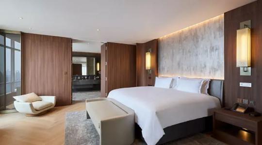 Centara Grand At Centralworld - Sha Extra Plus Certified - 93