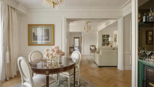Four Seasons George v Paris - 51
