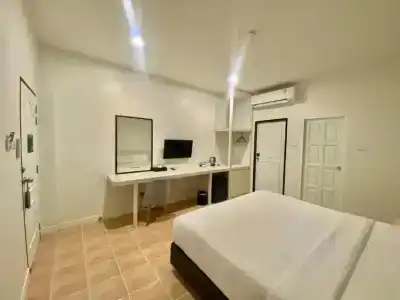 Amata Patong - 14