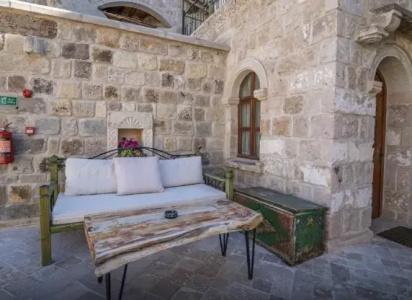 Grand Cave Suites - 30