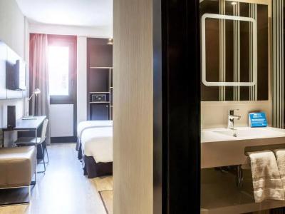 Novotel Madrid Center - 12