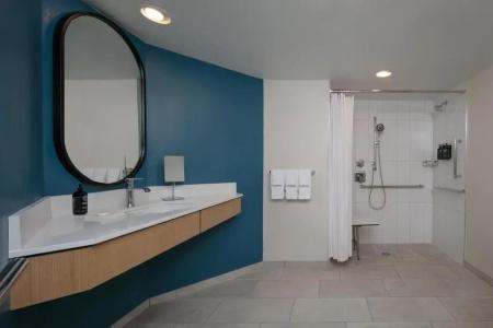 Crowne Plaza Orlando-Universal, An Ihg - 8