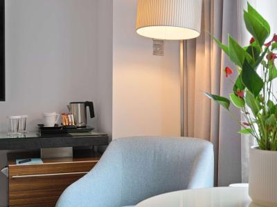 DoubleTree by Hilton Bucharest Unirii Square - 53