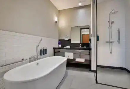 DoubleTree by Hilton Dubai M Square & Residences - 42
