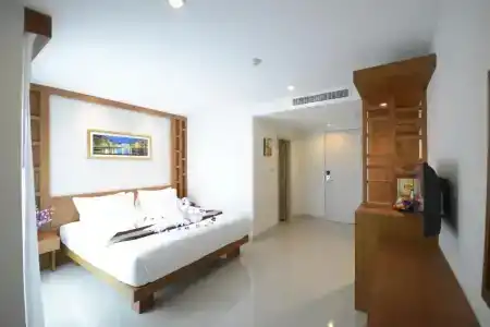 The Patong Center-Sha Certified - 43