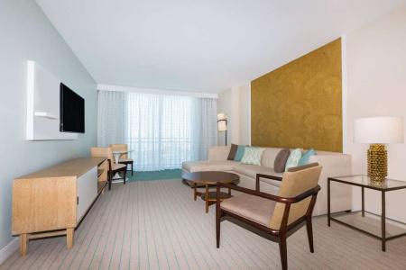 Wyndham Grand - 82