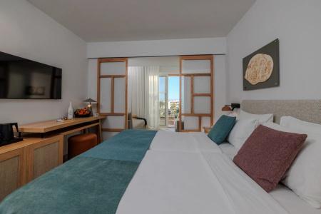 Oasis Beach - Adults Only - 49