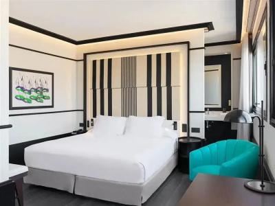 H10 Marina Barcelona - 41