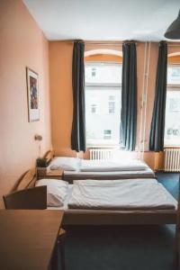 Happy Berlin - 48