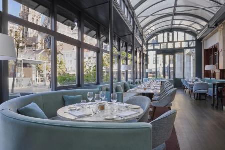 Hilton Antwerp Old Town - 9