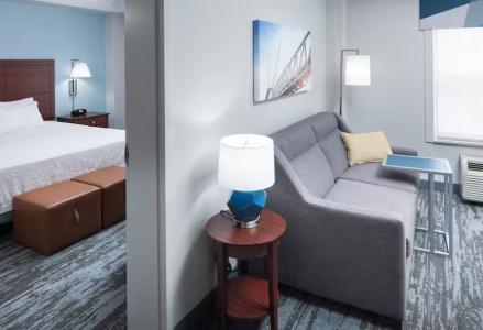 Hampton Inn & Suites-Bricktown - 46