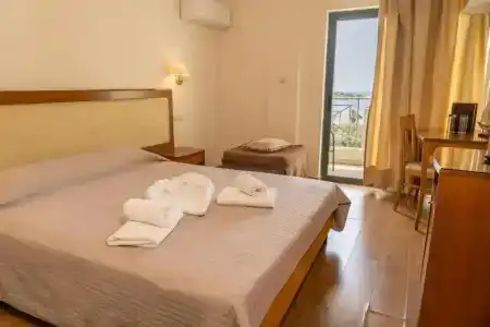 Four Seasons - 20