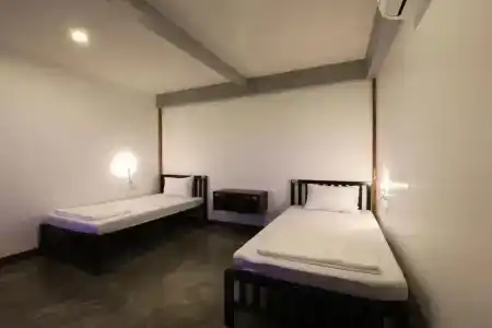 Balcony Party Hostel - Adult Only +18 - 44
