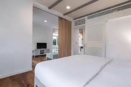 Na Sook - 28