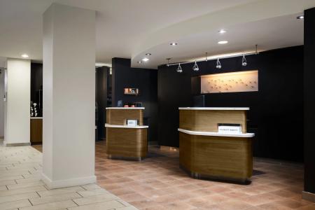 Courtyard by Marriott at Old Town - 1
