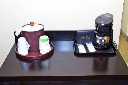 Hampton Inn & Suites Boston Crosstown Center - 26