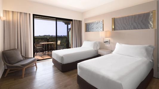 DoubleTree by Hilton Islantilla Beach Golf Resort - 3