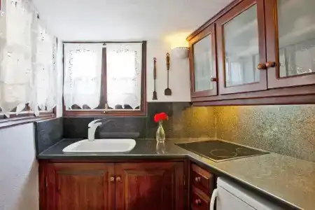 Alexander's Suites - 70