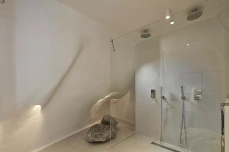 Cosmopolitan Suites - Small Luxurys of the World - 30
