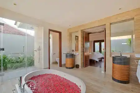 Pullman Danang Beach Resort - 91