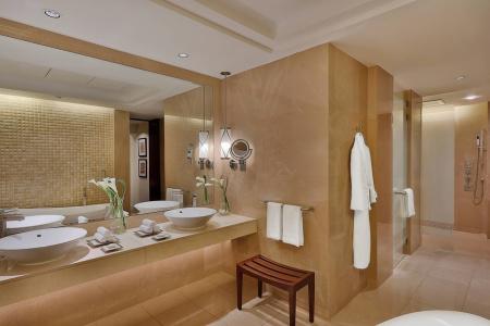 The Ritz-Carlton - 89