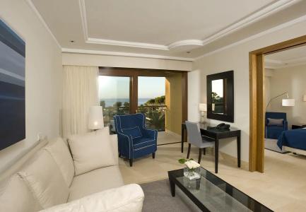 Kernos Beach & Bungalows - 42