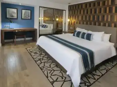 Hilton 1970 Guadalajara, Curio Collection by Hilton - 63