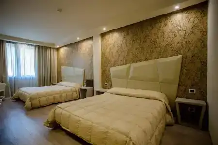 Hostellerie Du Cheval Blanc - 2