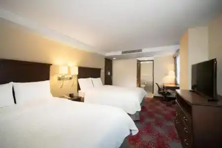 Hampton Inn & Suites Mexico City - Centro Historico - 4