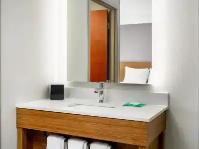 Hyatt Place - 30