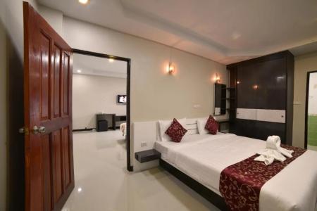 Gold Airport Suites - 60