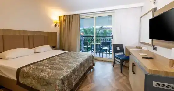 Crystal Aura Beach Resort & Spa  - 49