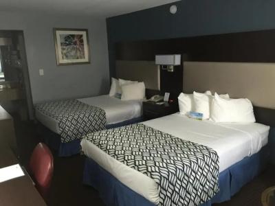 Days Inn by Wyndham Austin/University/Downtown - 29