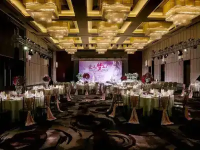 Pullman Oceanview Sanya Bay Resort & Spa - 26
