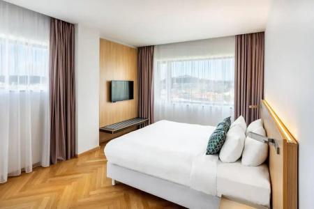 Courtyard by Marriott Brno - 48