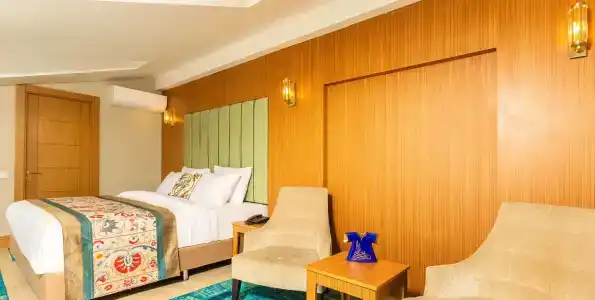 Obelisk & Suites - 27