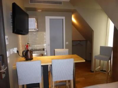 Excelsior Batignolles - 42