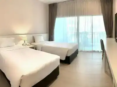 Amata Patong - 4