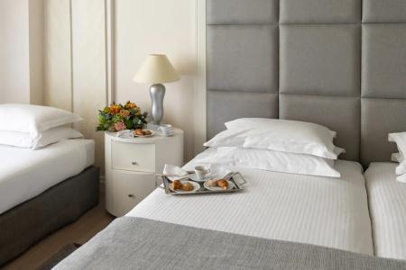 Njv Athens Plaza - 39