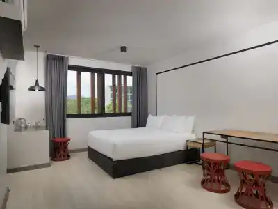 Prime Town - Posh & Port Phuket - 44