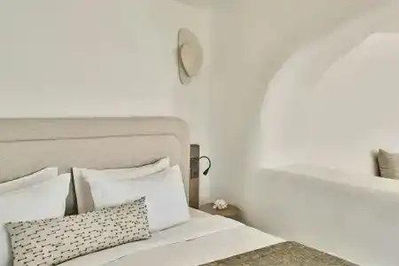Mystique, a Luxury Collection, Santorini - 6