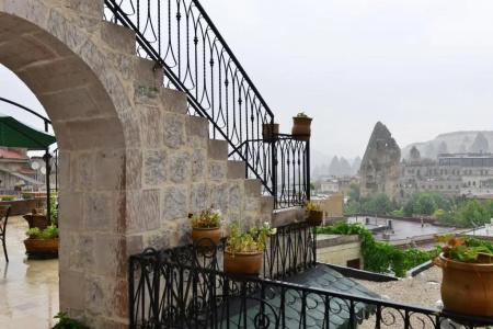 Caftan Cave Suites - 52