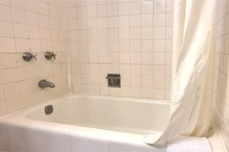 Edgebrook Motel - 33
