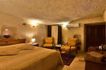 Harman Cave - 111