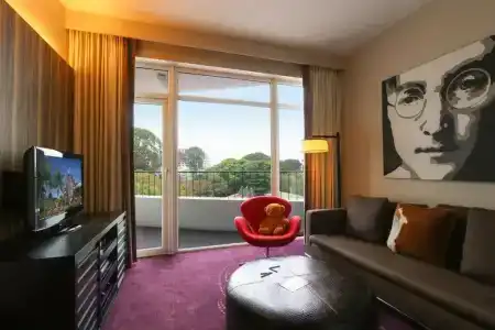 Hard Rock Pattaya - Sha Extra Plus - 40