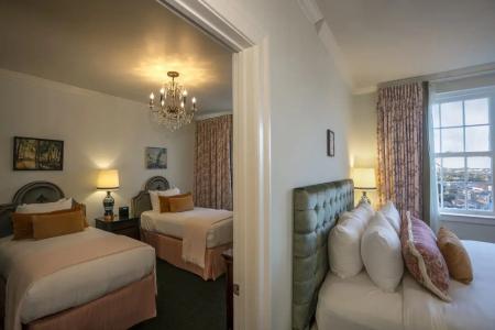 Pontchartrain St. Charles Avenue - 34