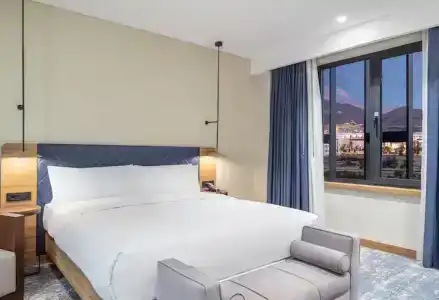 Hilton Garden Inn - 61