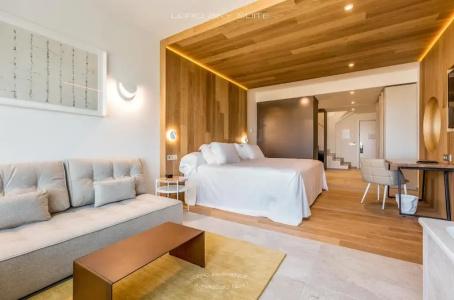 Higueron Malaga, Curio Collection by Hilton - 110