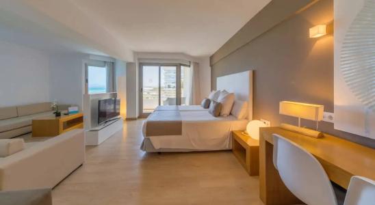 Playa Esperanza Suites - 57